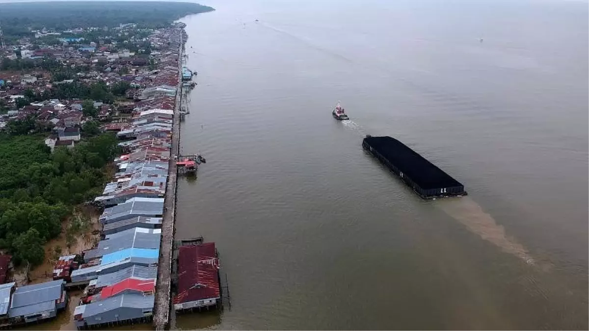 Endonezya ve Doğu Timor\'da 7,5 büyüklüğünde deprem: Tsunami alarmı verilmedi