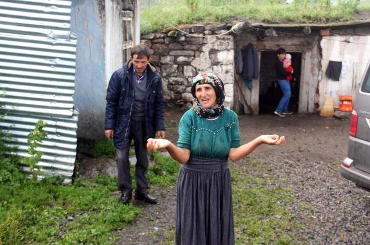 Göle\'de sağanak ve dolu zararı