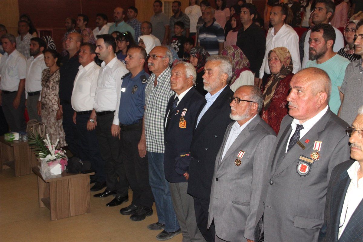 Gülnar\'da Kıbrıs gazilere madalya