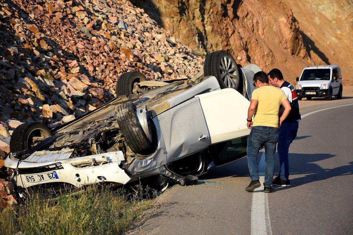 Gümüşhane\'de trafik kazaları: 4 yaralı