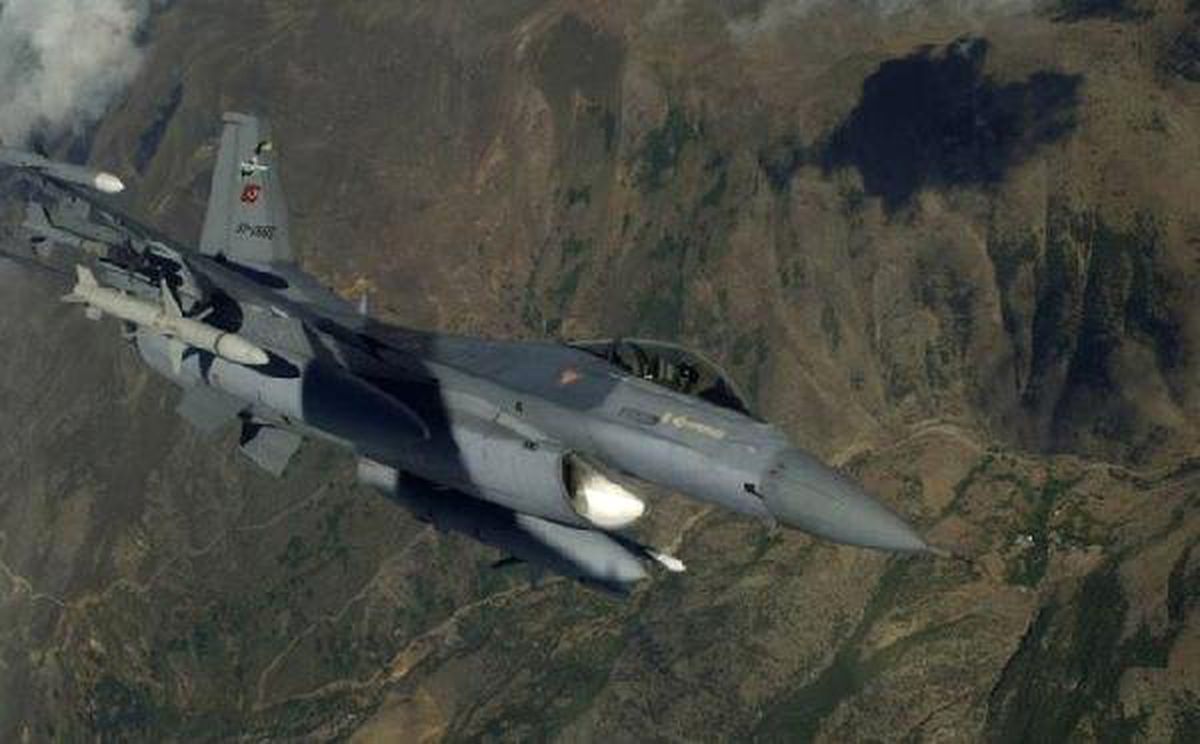 Irak\'ın kuzeyinde, PKK hedefleri vuruldu (2)
