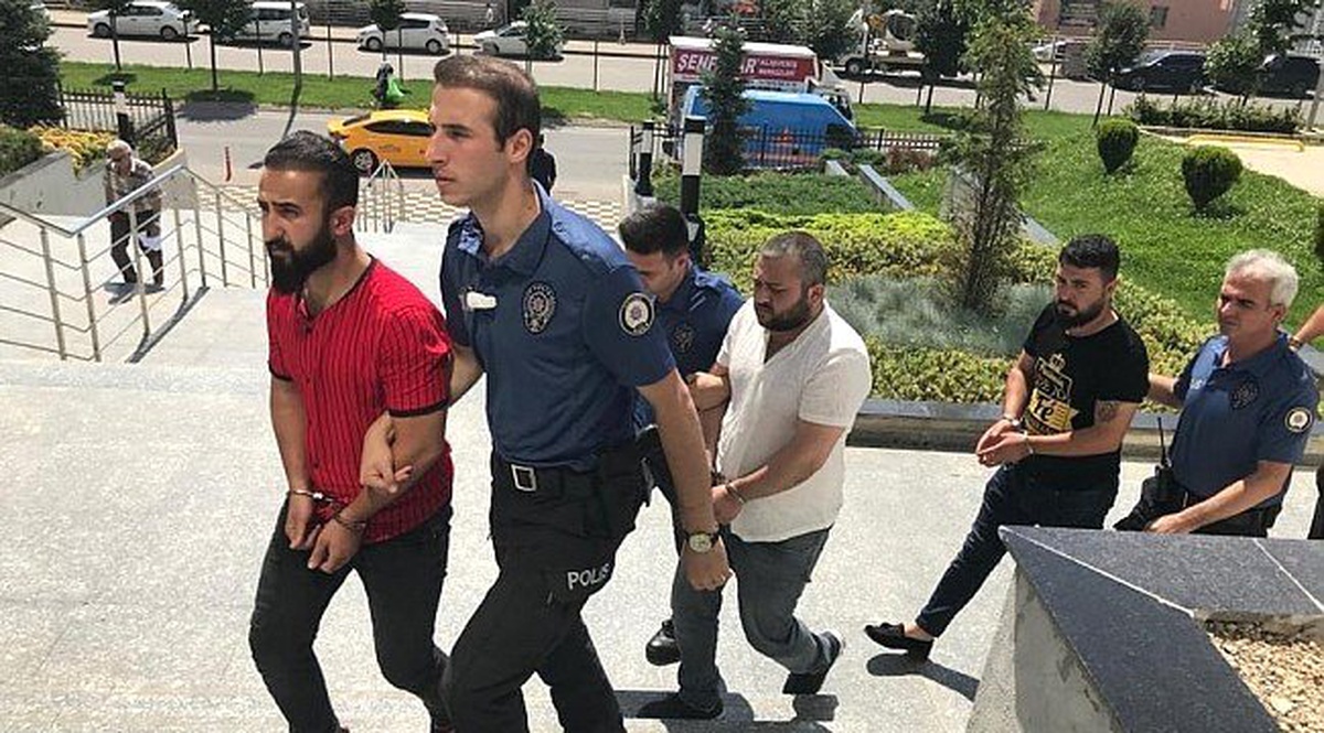 Kadın polislere sözlü taciz olayında şüpheliler serbest kaldı