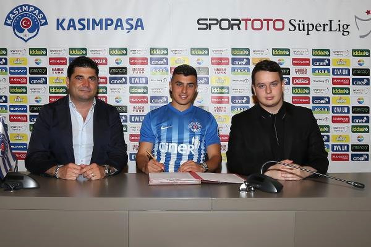 Kasımpaşa Hafez ile 1 yıllık sözleşme imzaladı