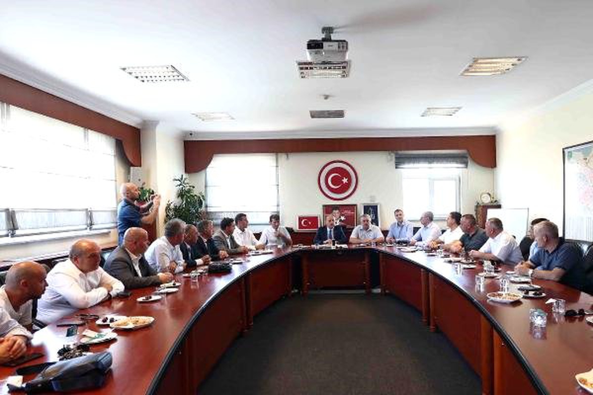 Kosovalı heyet Bağcılar Belediyesi\'ni ziyaret etti