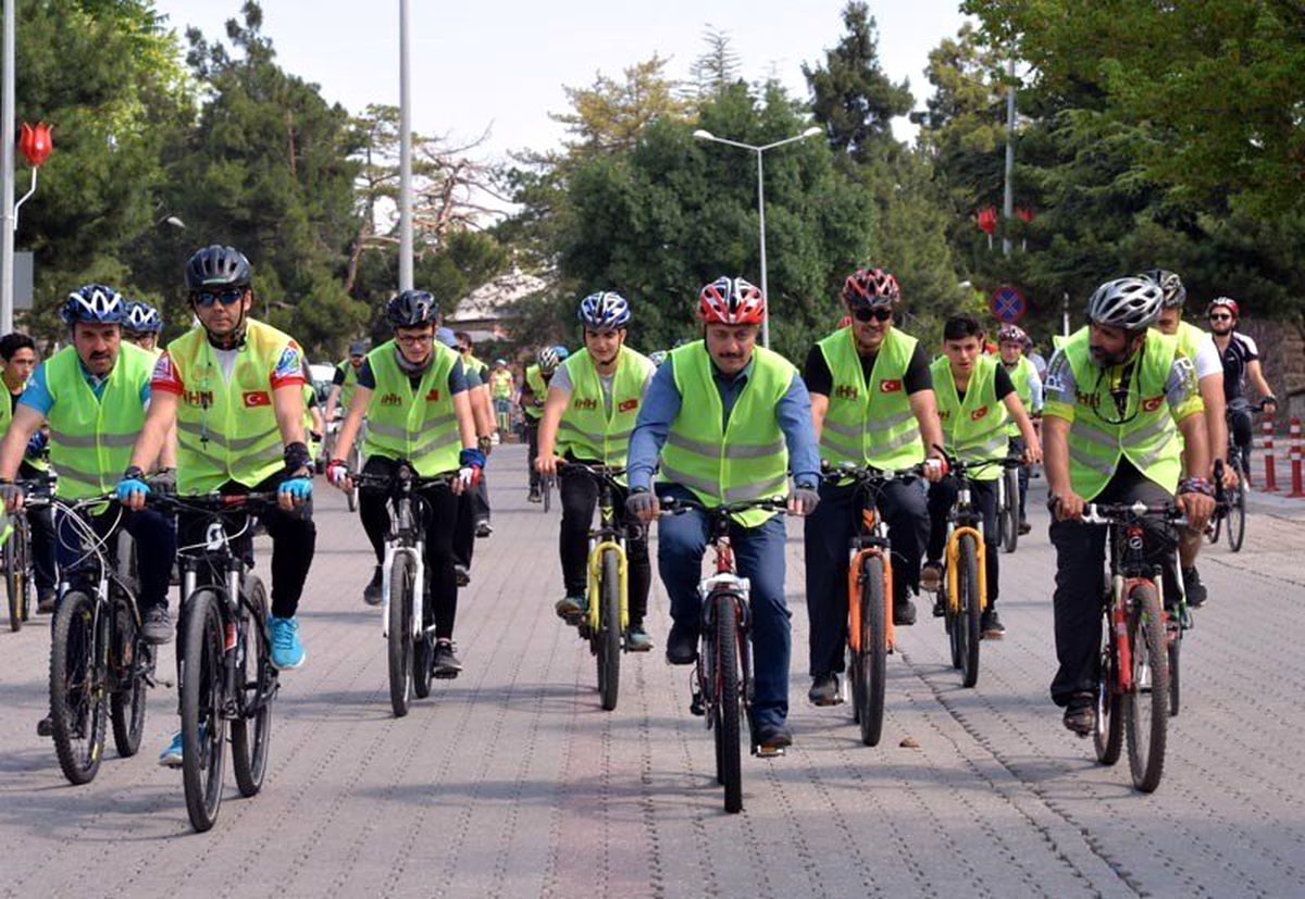 Pedalları "Diriliş" için çevirdiler