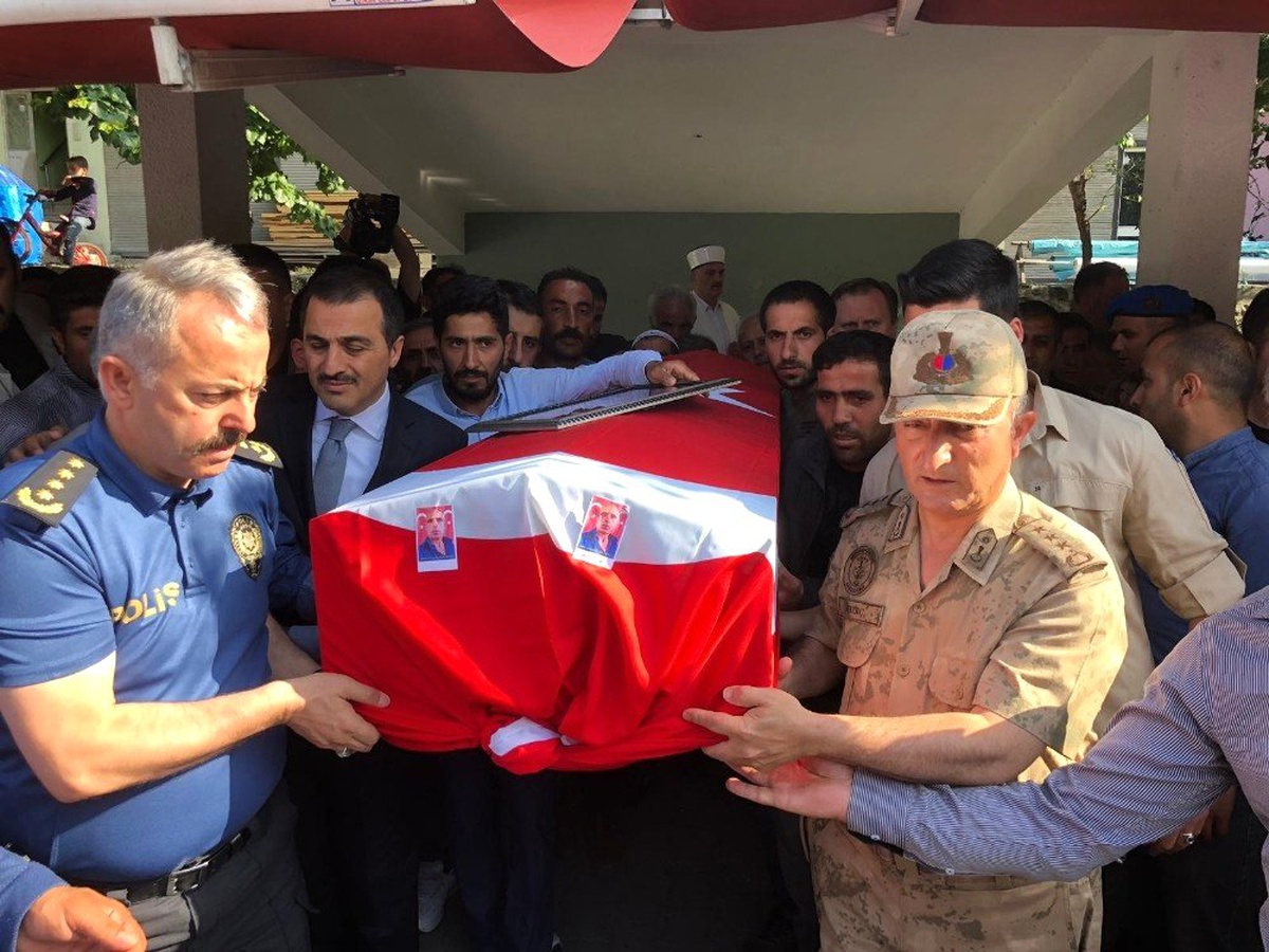 PKK tarafından öldürülen çoban toprağa verildi