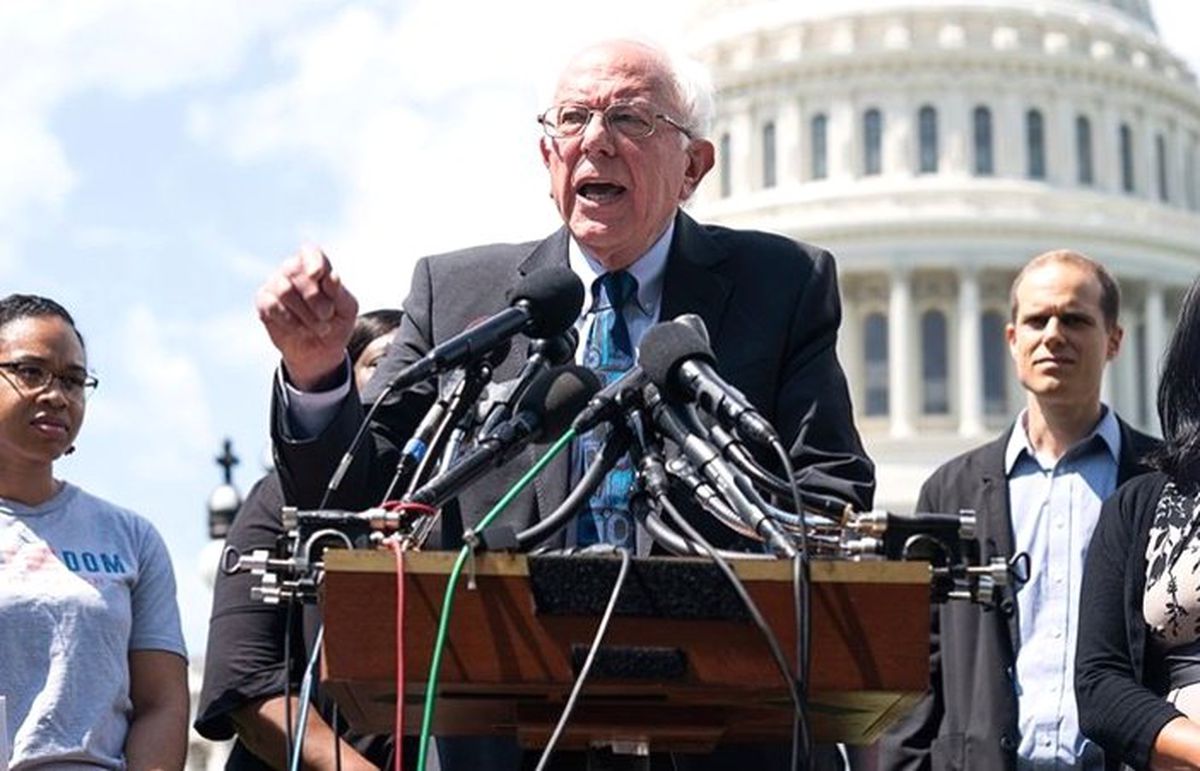 Sanders\'tan \'1,6 trilyon dolarlık öğrenci borçlarını iptal\' teklifi