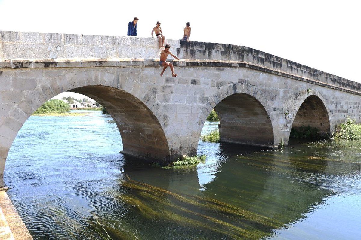 Serinleme uğruna ölümü göze alıyorlar