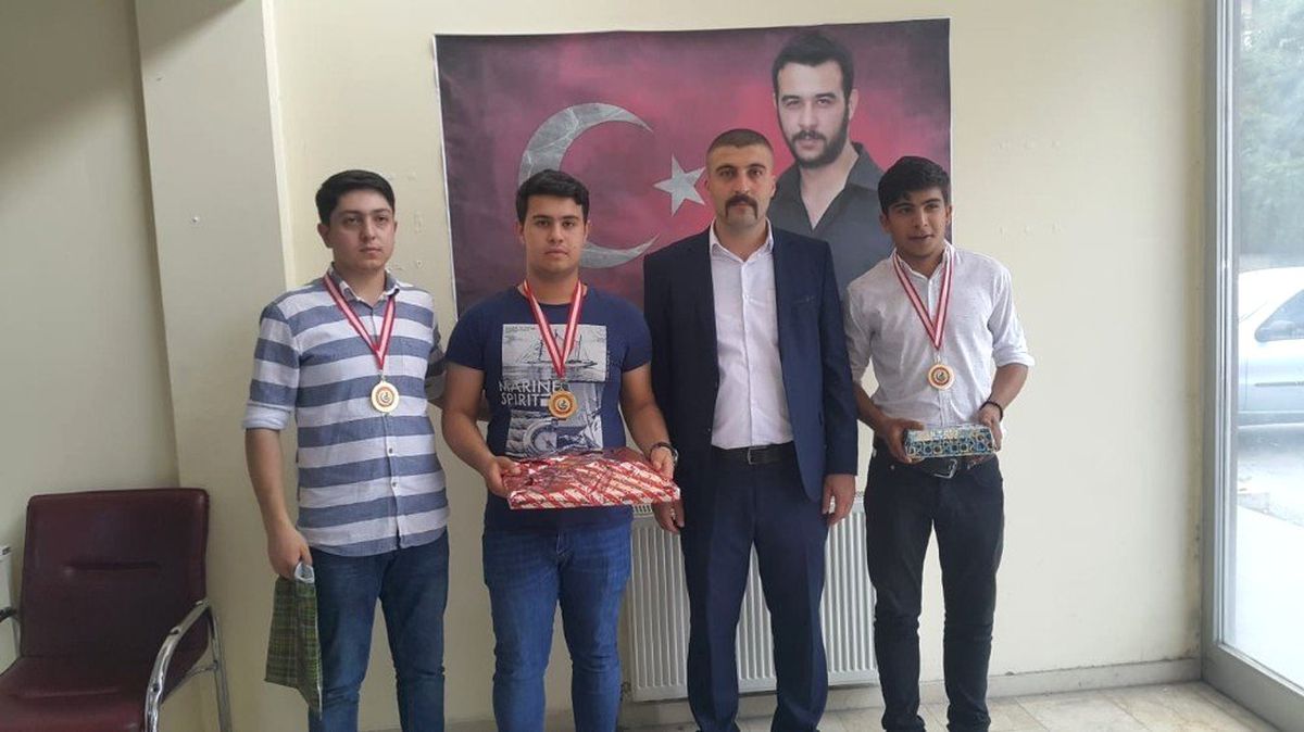 Ülkü Ocakları Satranç Turnuvası Düzenledi
