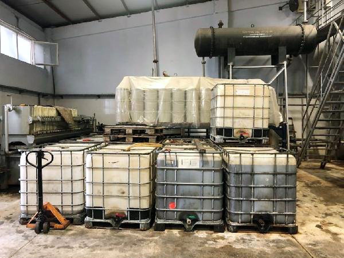 Adana\'da 35 bin 500 bin litre kaçak akaryakıt ele geçirildi