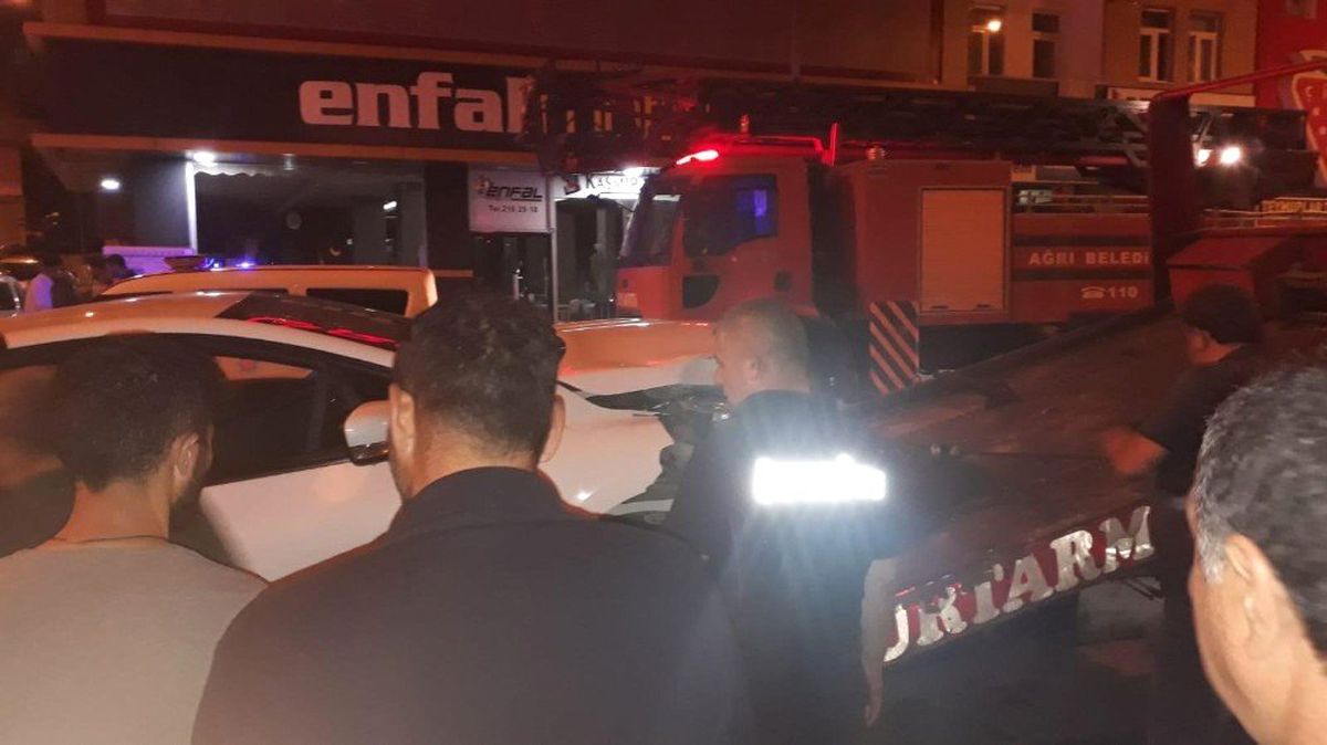 Ağrı\'da trafik kazası: 1 yaralı