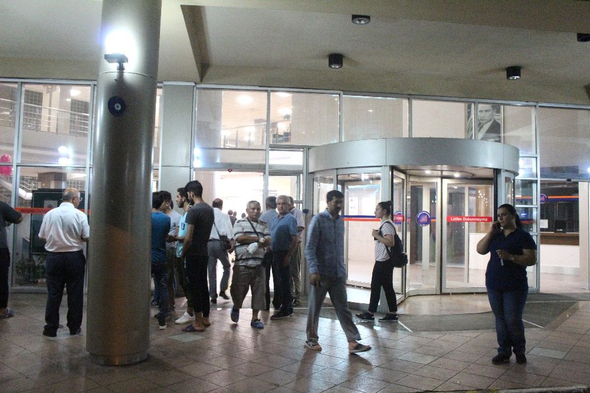 Akdeniz Üniversitesi Hastanesinde korkutan yangın