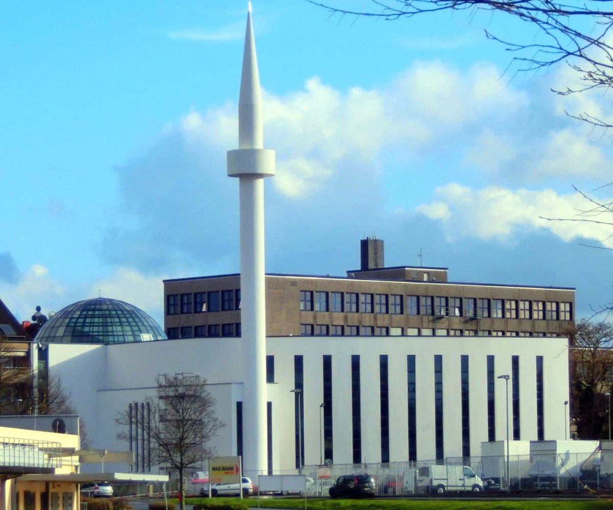 Almanya\'da bir meydana \'Cami Meydanı\' adı verildi