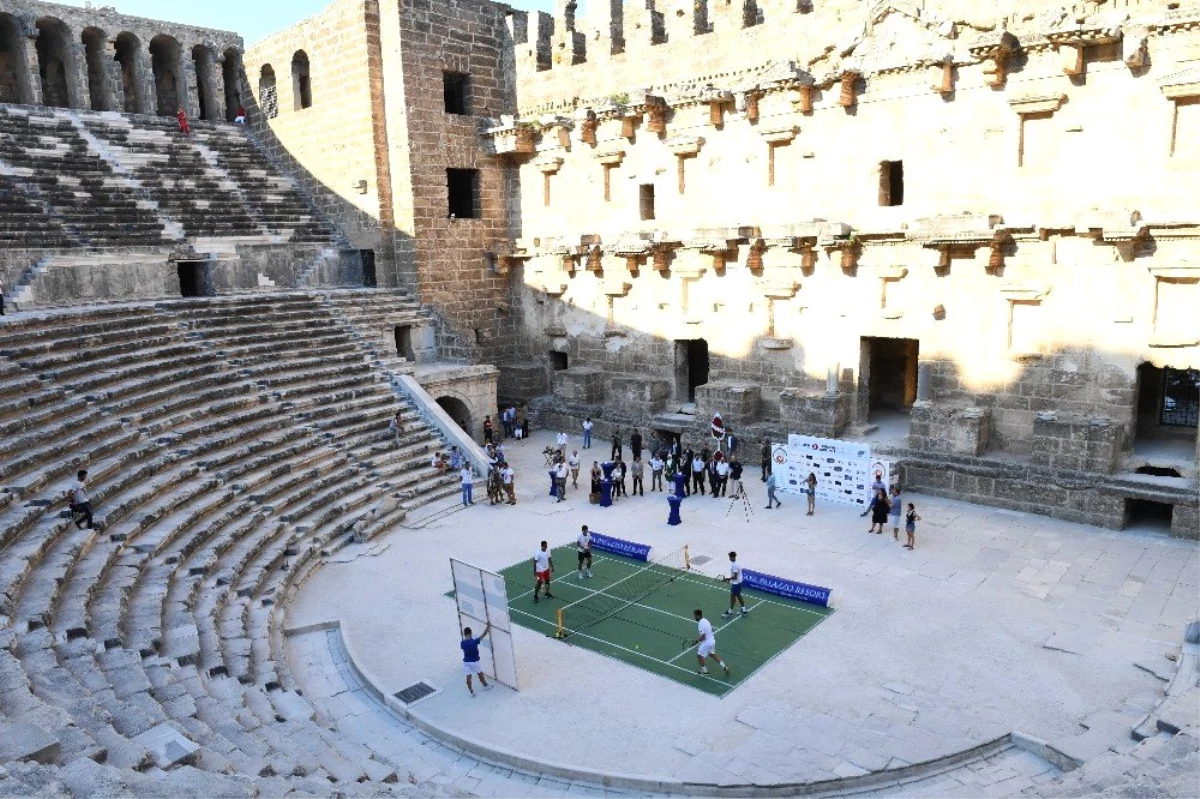 Antalya Open startı Aspendos\'tan verildi