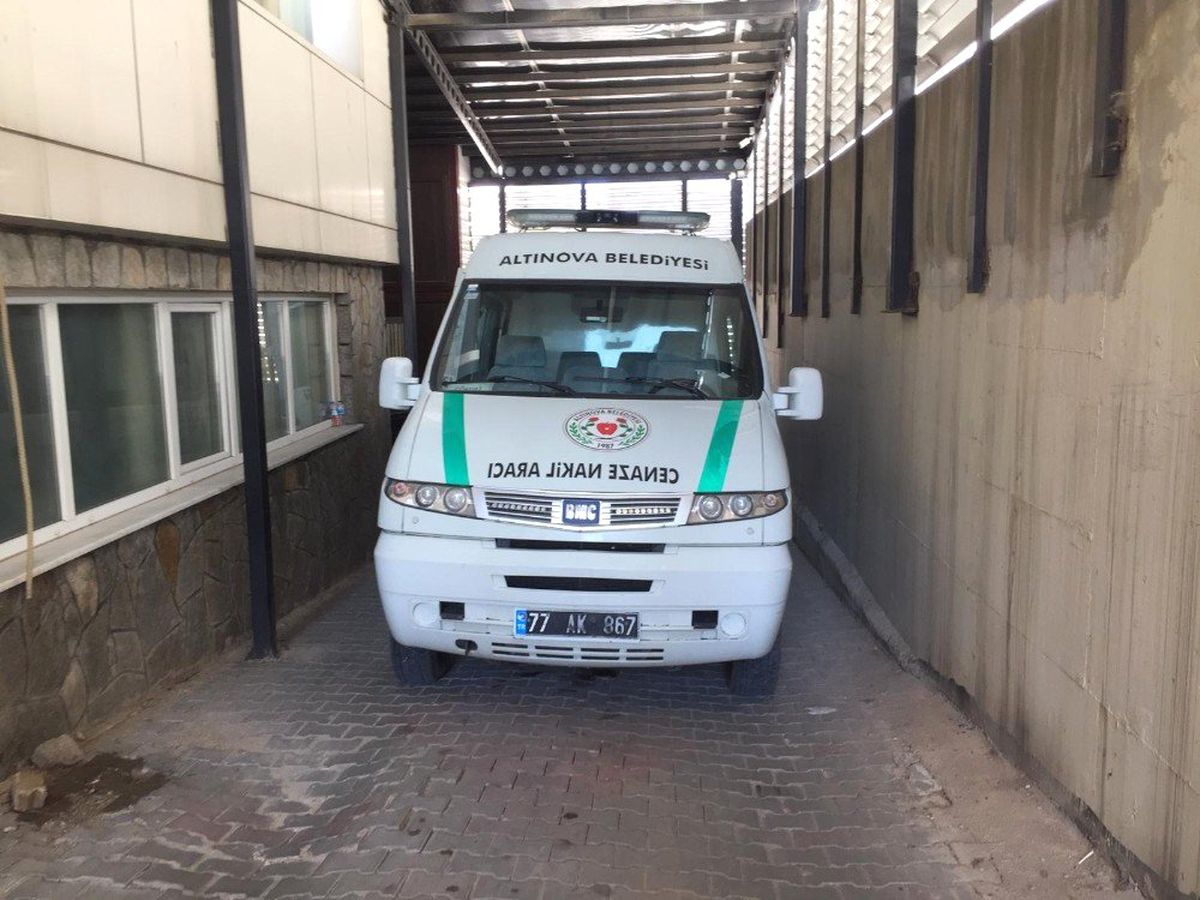 Azeri gencin cenazesi Bursa\'dan Azerbaycan\'a doğru yola çıktı