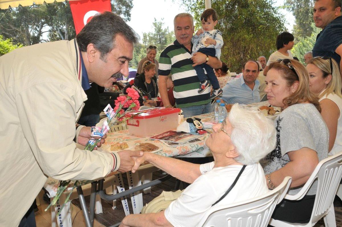 Başkan Çetin: "Vizyon projelere kısa sürede başlanacak"
