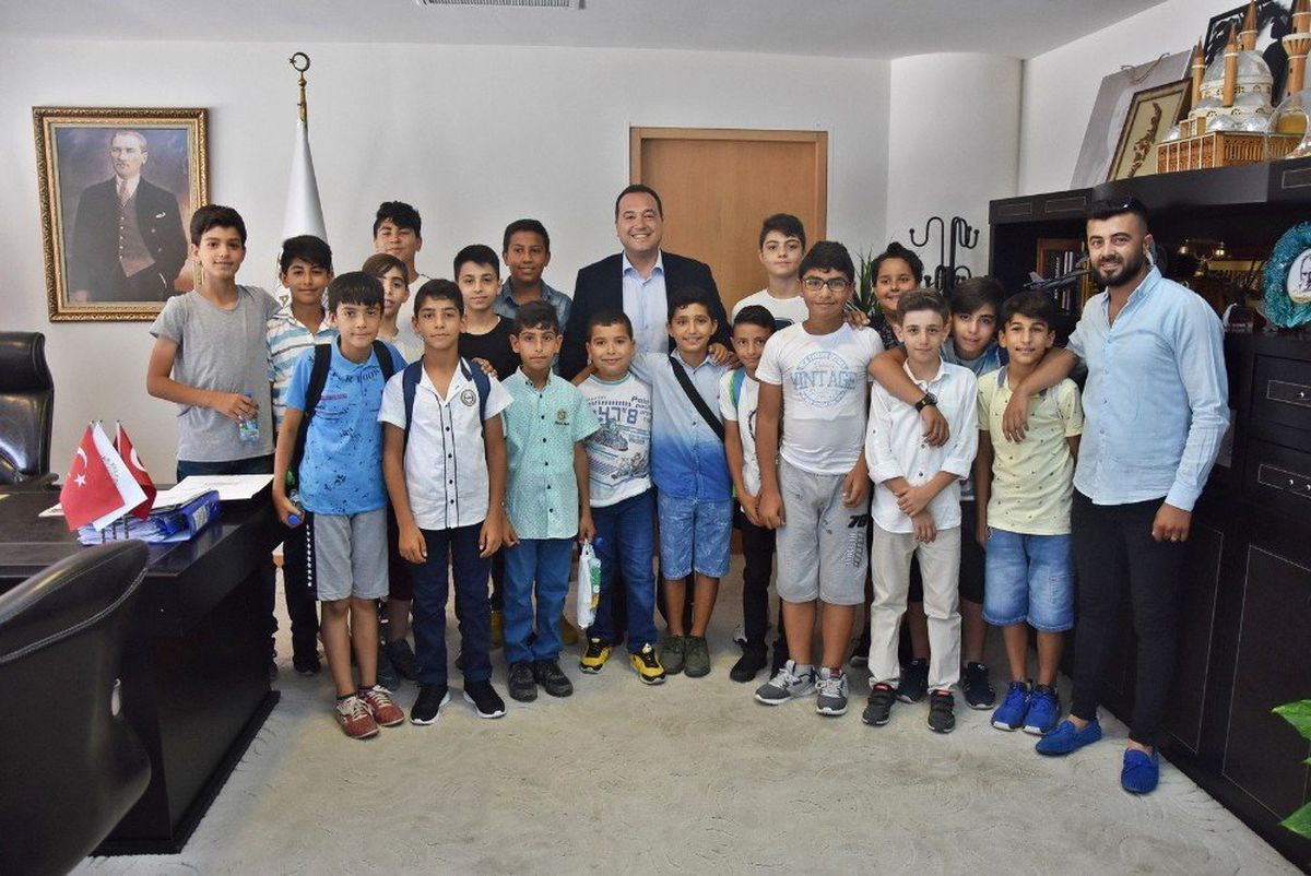 Başkan Dutlulu\'dan gençlerin projesine tam destek