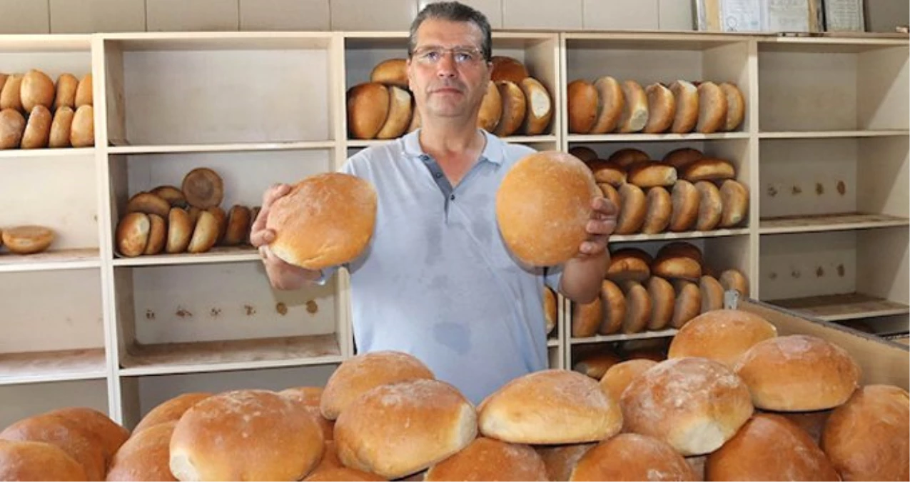 Bursa\'da ucuz ekmek satan fırıncıya meslektaşları dava açtı