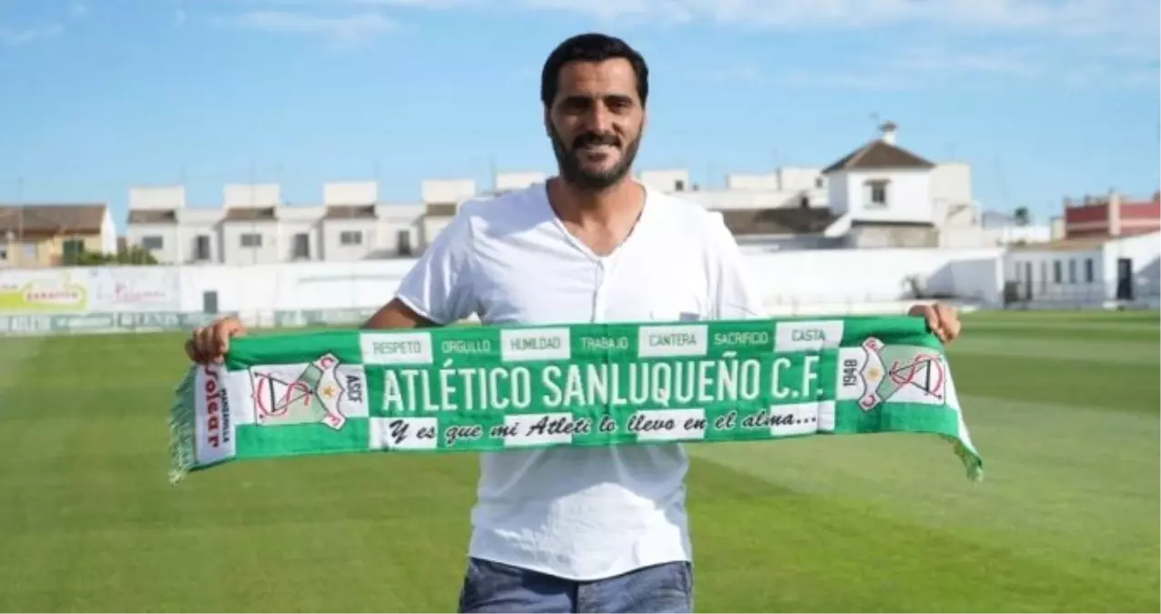 Daniel Güiza, Atletico Sanluqueno ile olan sözleşmesini 2020 yılına kadar uzattı