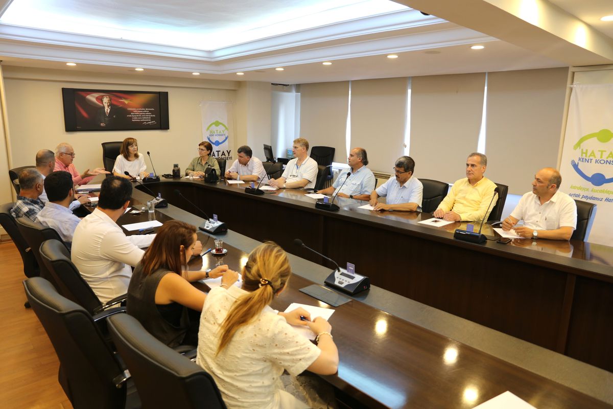 Hatay Kent Konseyi ön değerlendirme toplantısı gerçekleştirdi