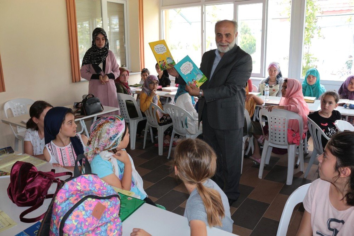 (Özel) Hem oyun oynuyorlar hem Kur\'an-ı Kerim öğreniyorlar