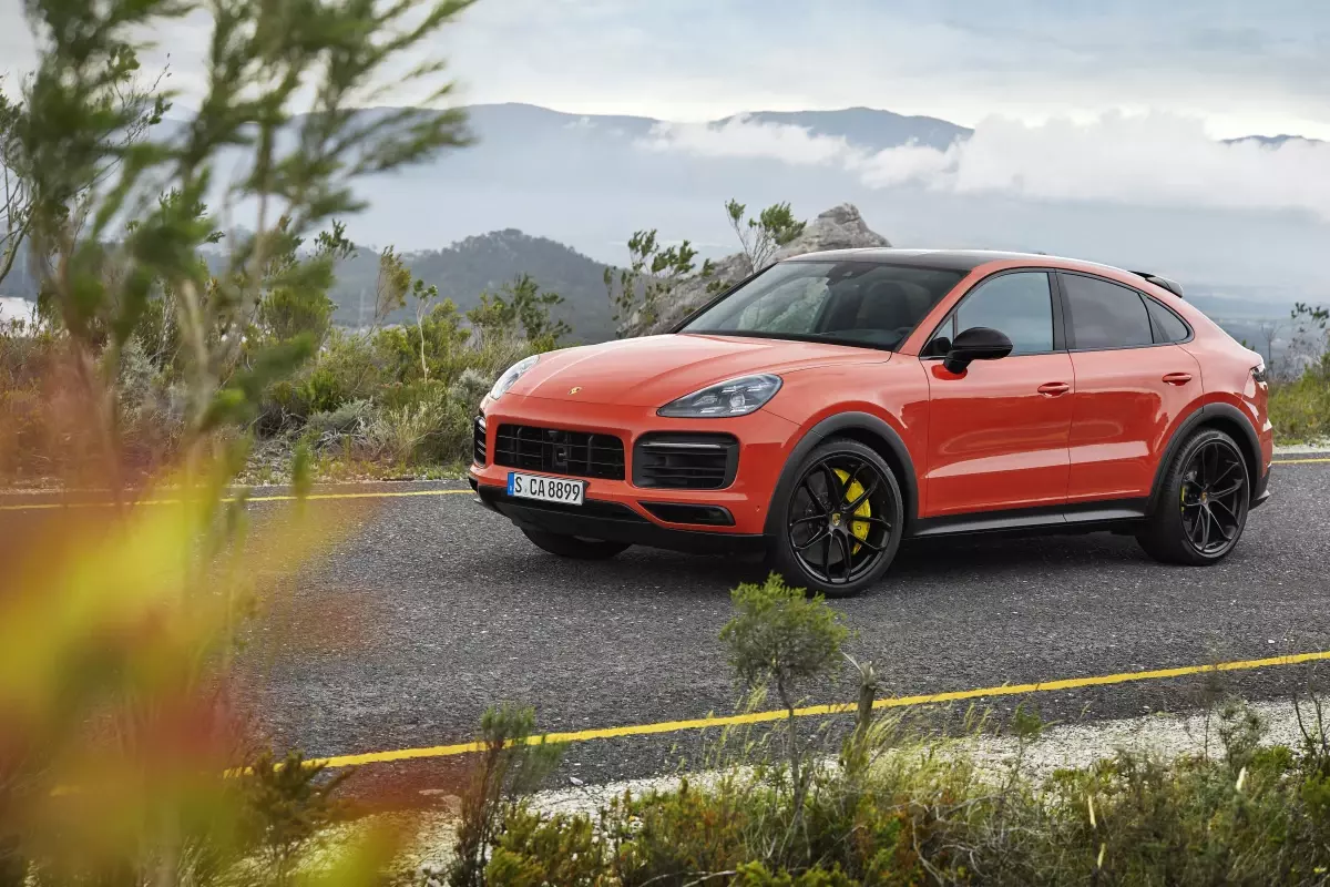 Porsche Cayenne Coupé Türkiye\'de satışa sunuldu