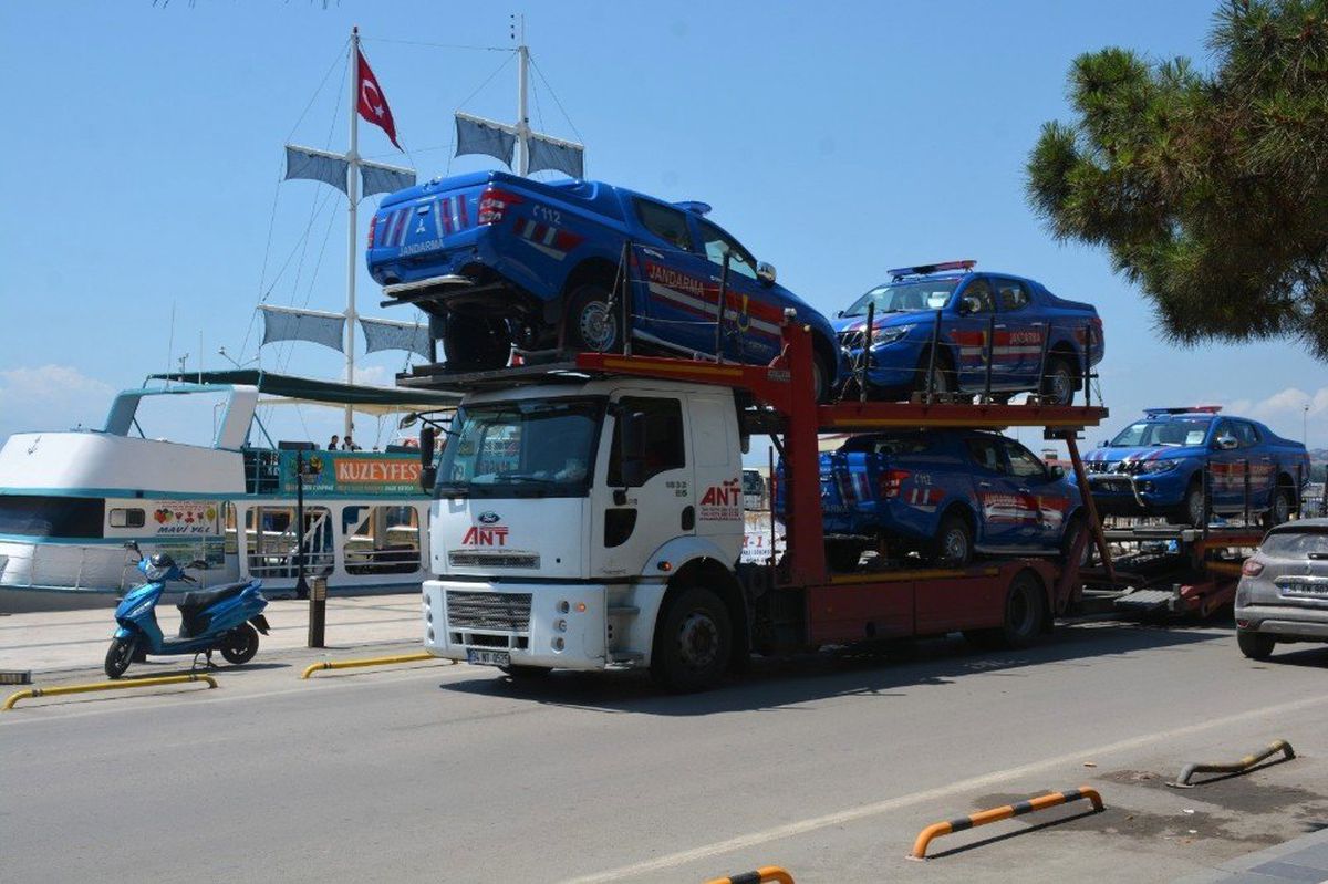 Sinop\'ta jandarmaya 6 yeni araç
