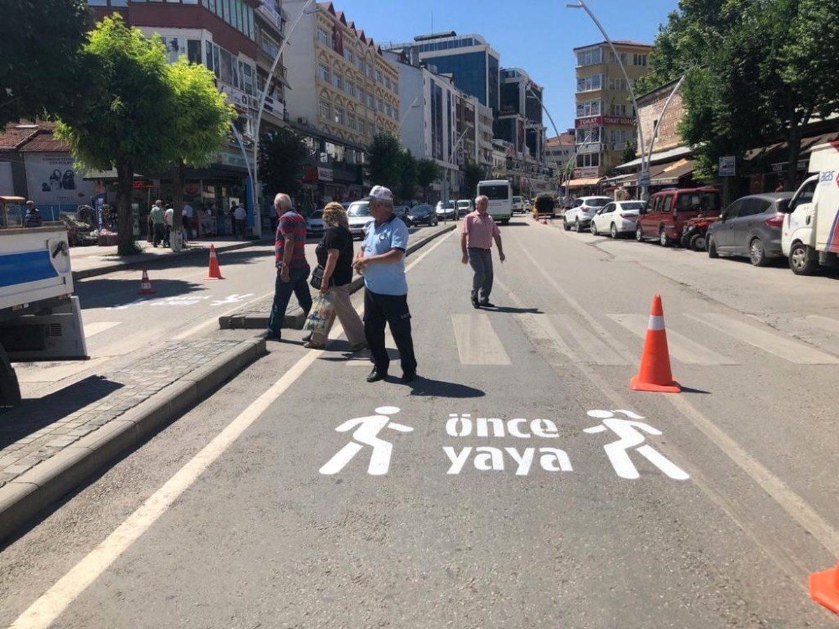 Tokat\'ta yaya öncelikli trafik düzenlemesi