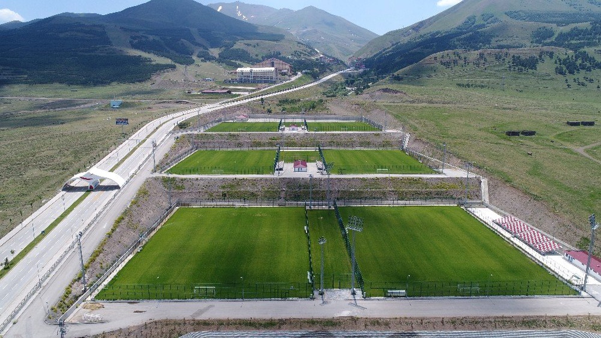 Türkiye liglerindeki takımların yarısı Erzurum\'da kamp yapacak