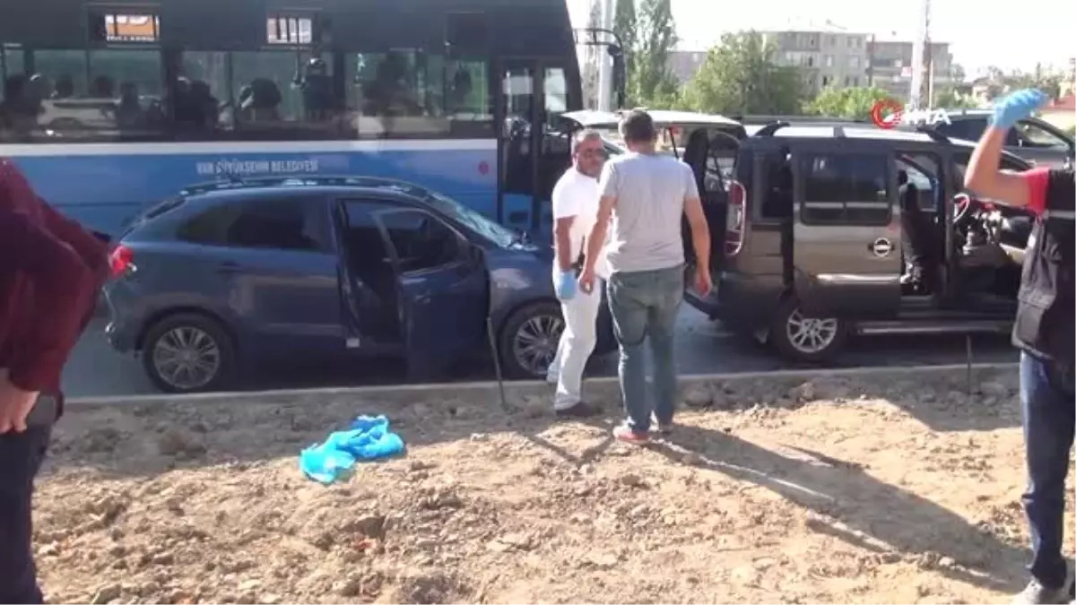 Van\'da arazi kavgası: 1\'i ağır 8 yaralı