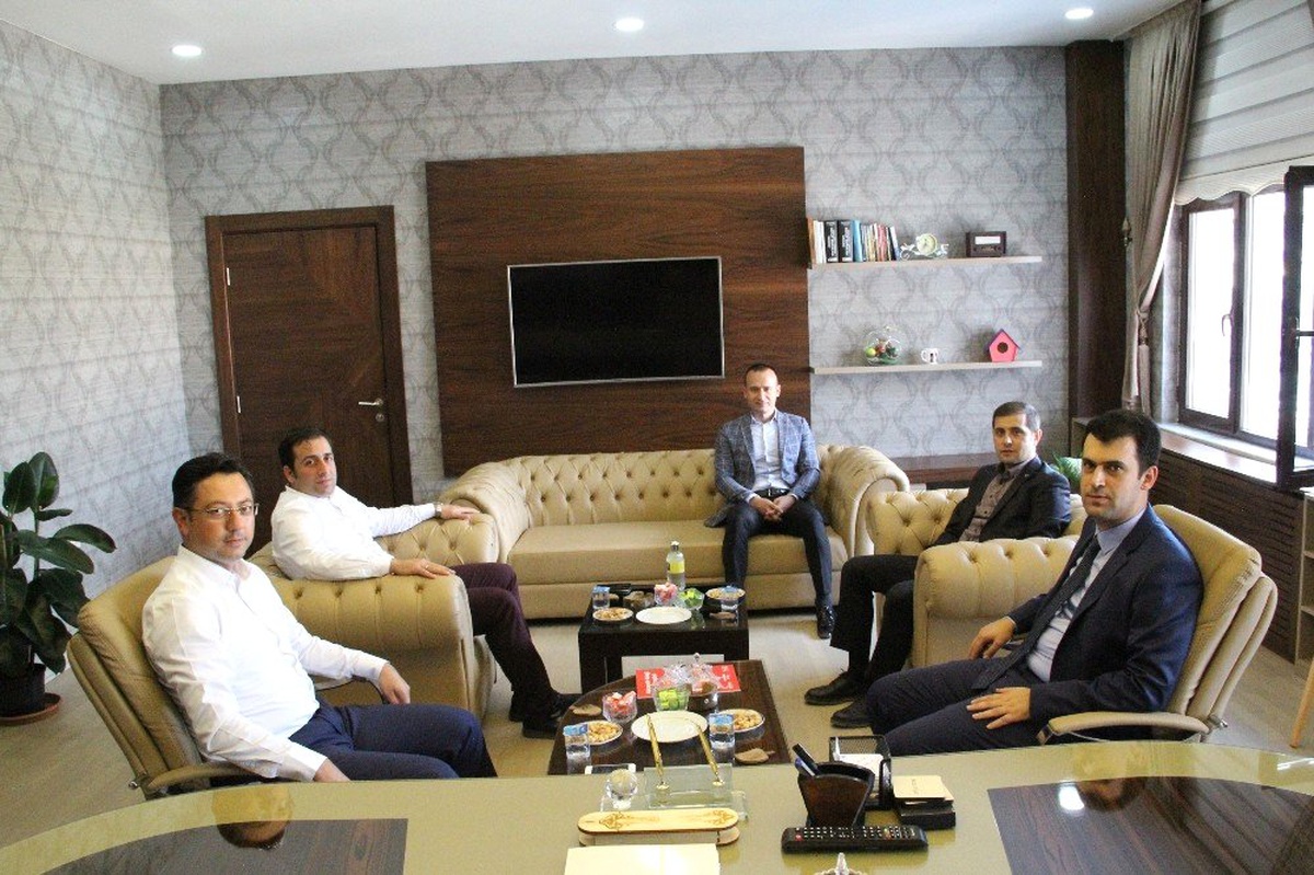 Ağrı Vali Yardımcıları ve İlçe Kaymakamlarından Müdür Tekin\'e ziyaret