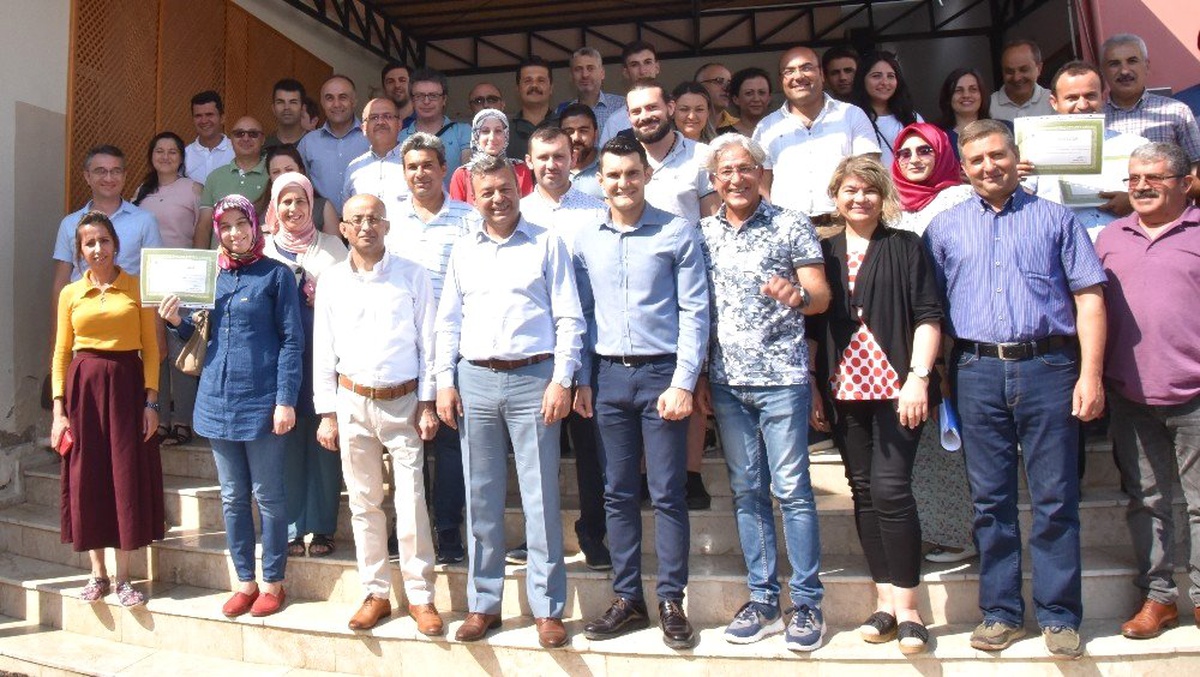 Antalya\'da 500 Ziraat Mühendisi, Veteriner ve Tarım Danışmanı eğitildi