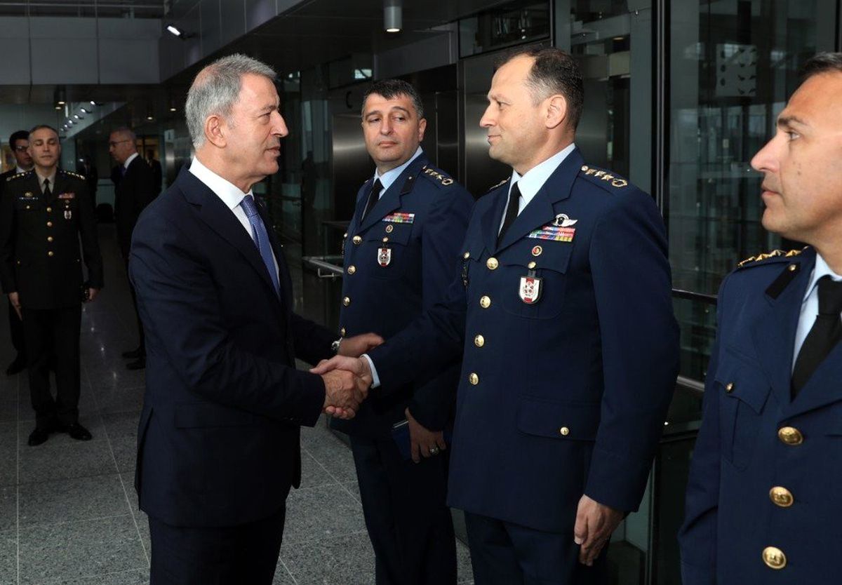 Bakan Akar: "Terhis işlemlerinin aksaksız, eksiksiz gerçekleşmesi için çalışmalar sürüyor"