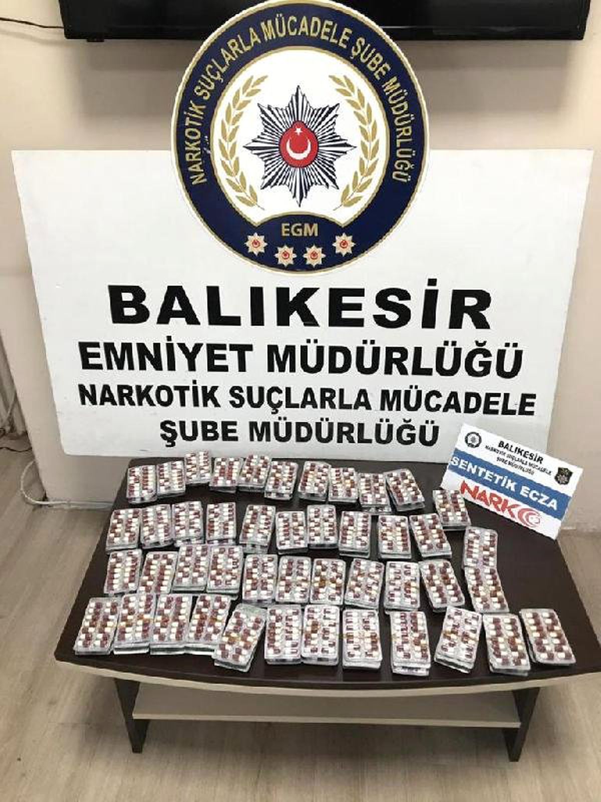 Balıkesir\'de uyuşturucu hap operasyonu