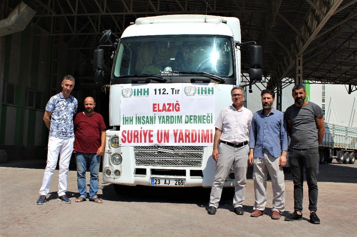 Elazığ\'dan Suriye\'ye 112\'inci yardım tırı yola çıktı