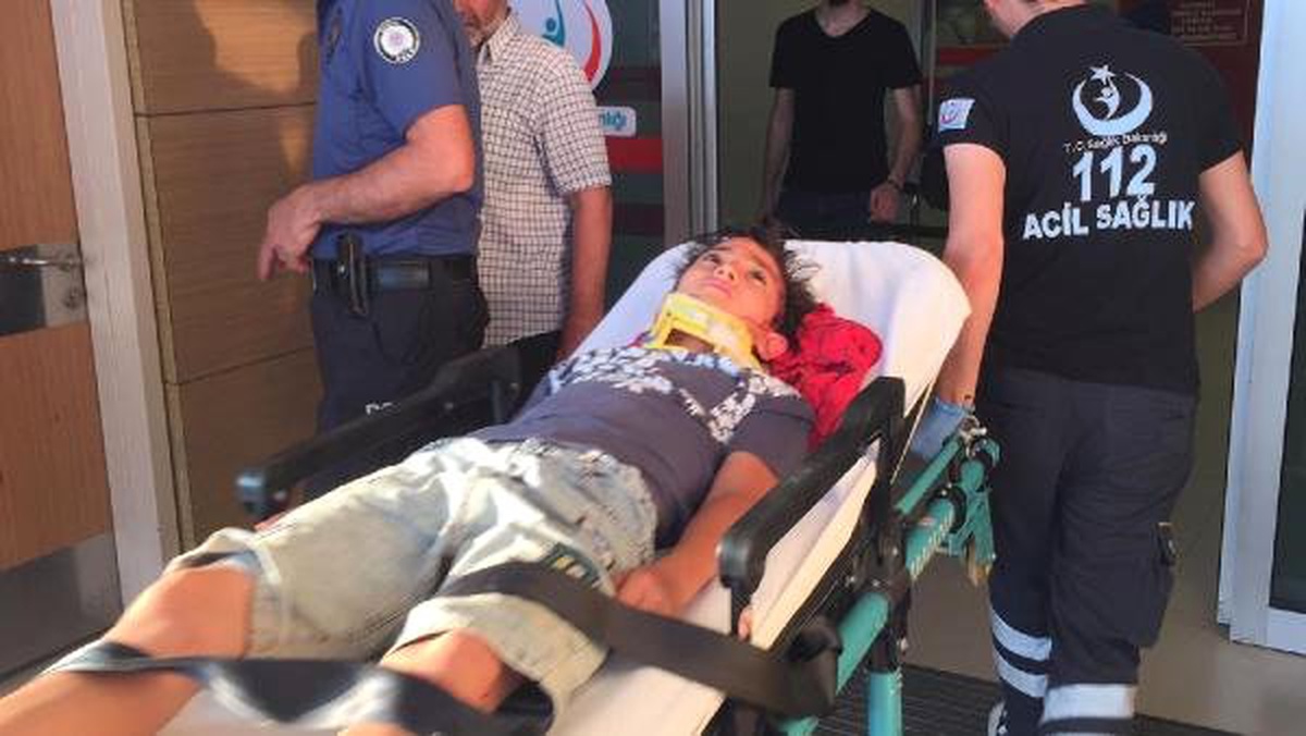 İnegöl\'de yola çıkan at kazaya neden oldu; 1 yaralı