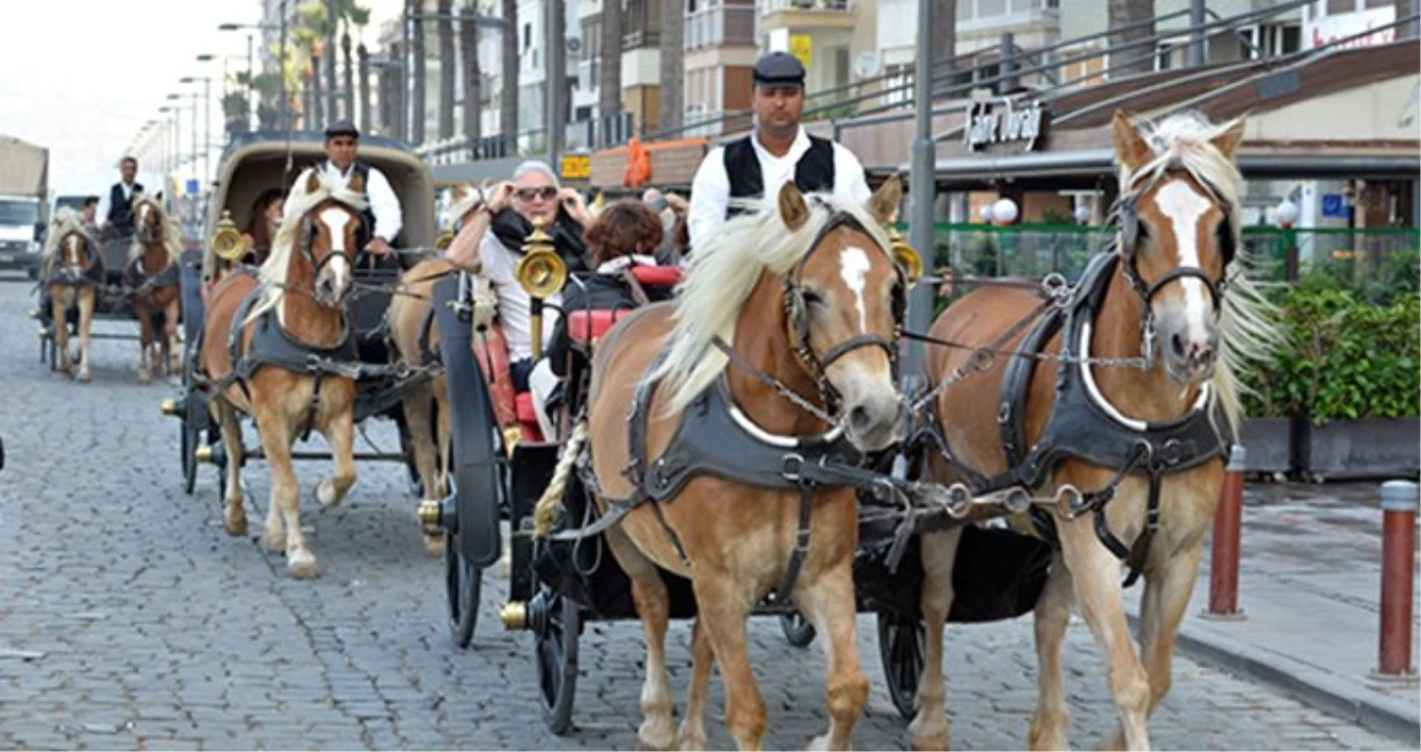 İzmir\'de fayton dönemi resmen kapandı