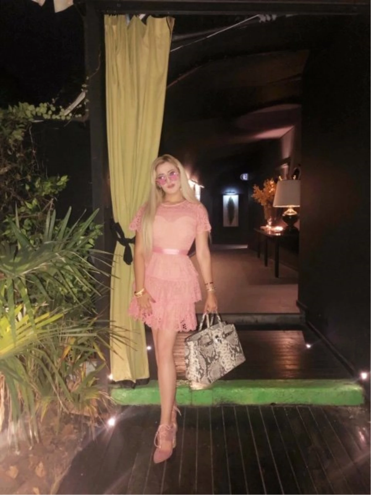 Melisa Özmen, Türkiye\'nin Paris Hilton\'u
