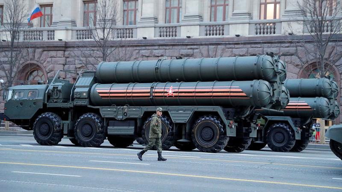 Rusya\'dan NATO\'ya füze uyarısı: INF Anlaşması\'na dair adımlarınıza anında yanıt veririz