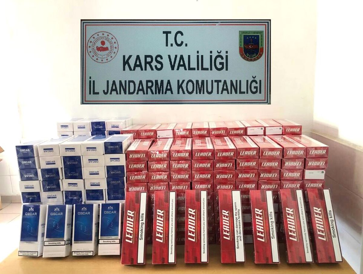 Sarıkamış\'ta 2 bin 800 paket kaçak sigara ele geçirildi