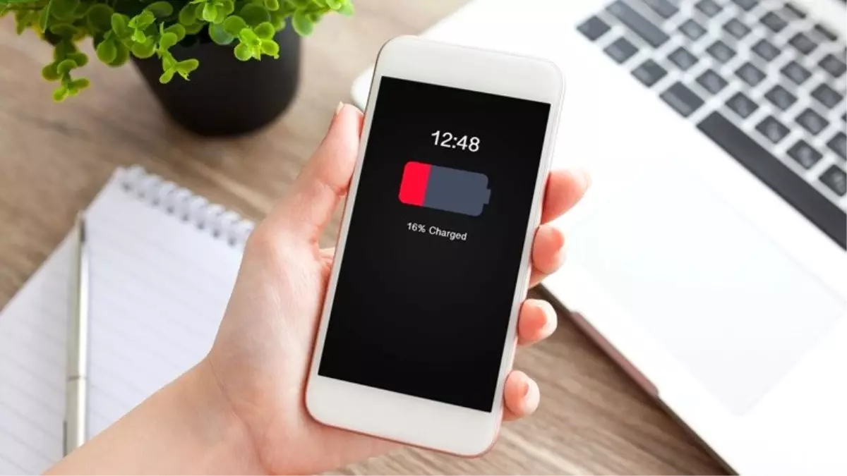 Telefon Donanımları Gelişirken Batarya Teknolojisi Neden Aynı Kalıyor?