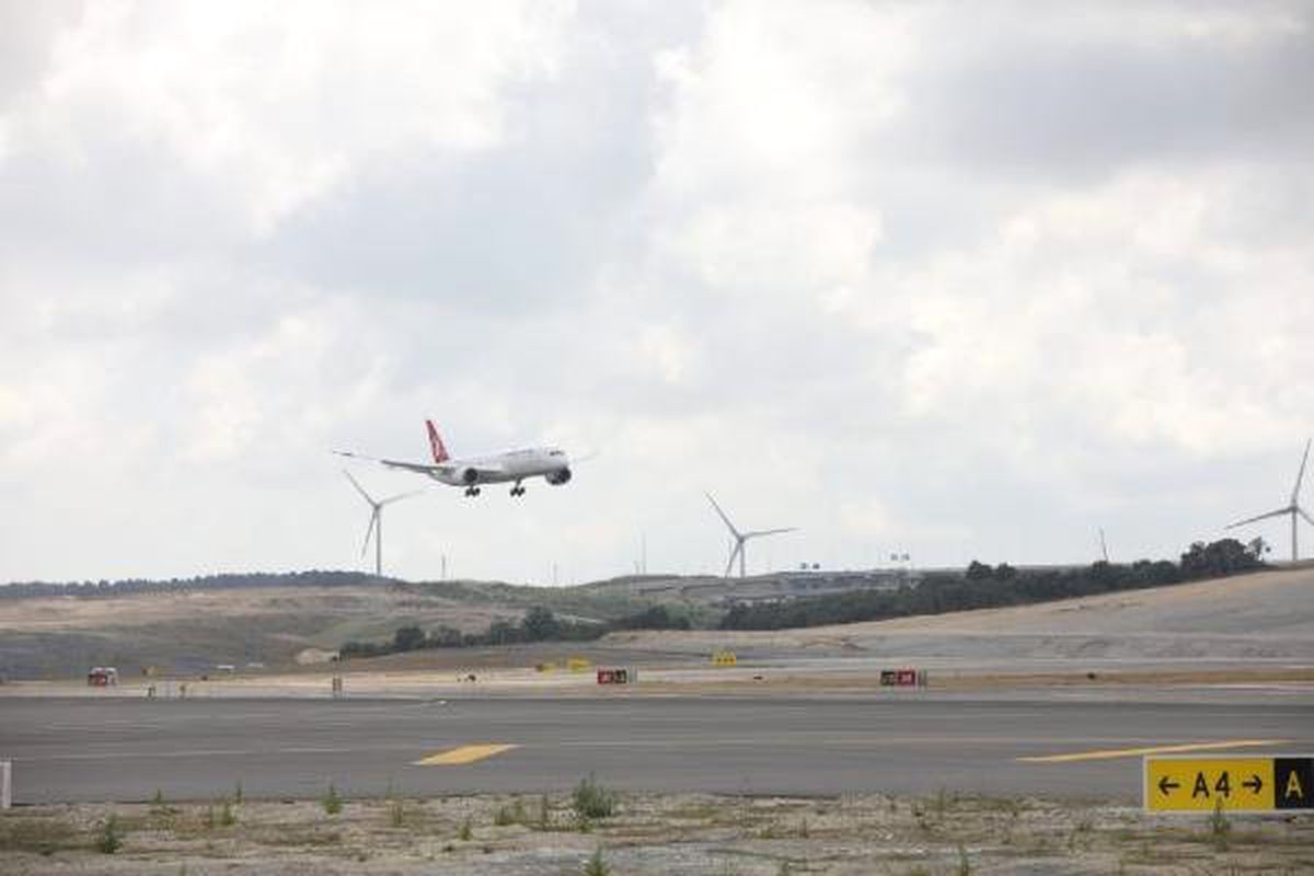 THY\'nin ilk rüya uçağı "Boeing 787-9 Dreamliner İstanbul\'a iniş yaptı (1)