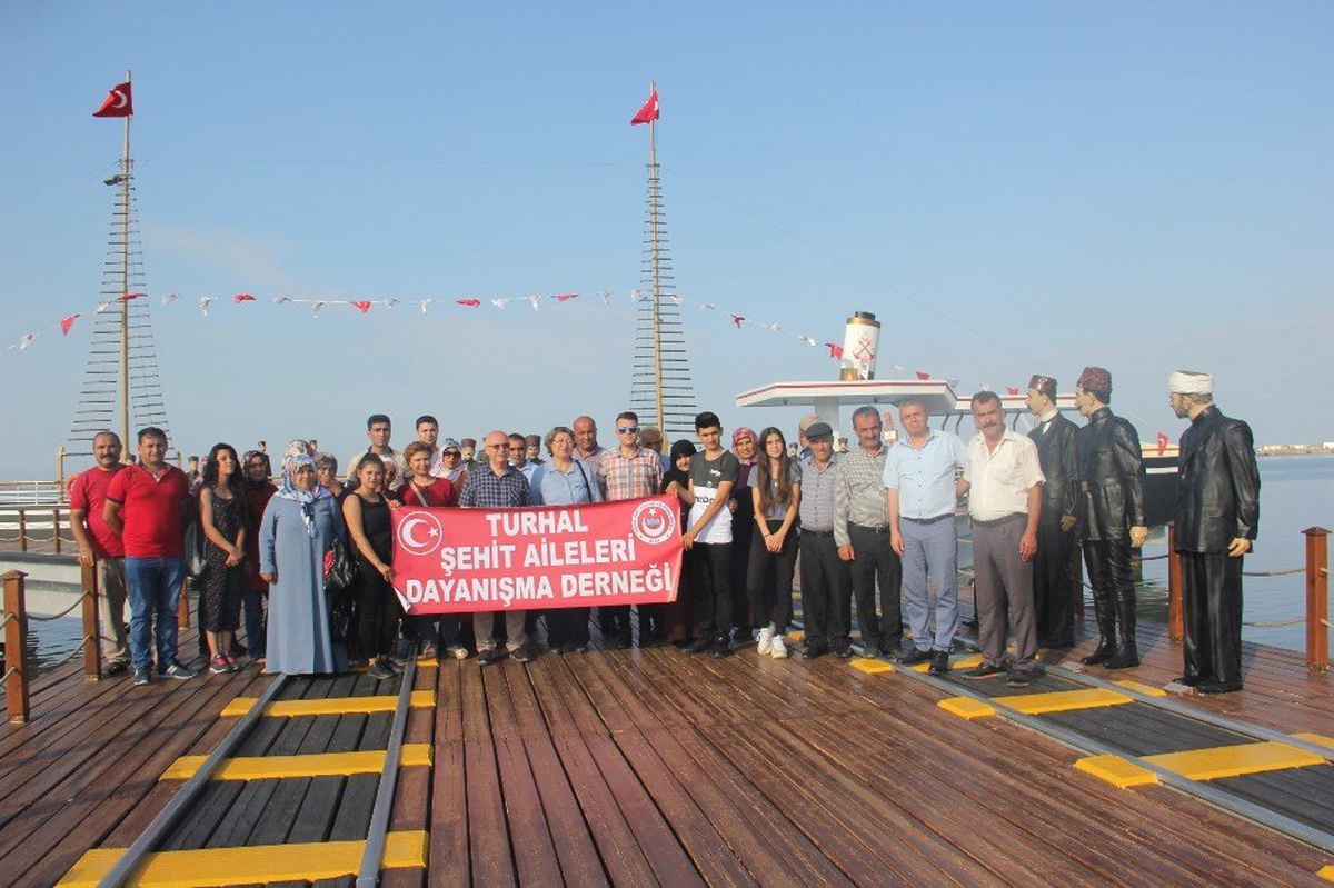 Tokatlı şehit aileleri Samsun\'u gezdi