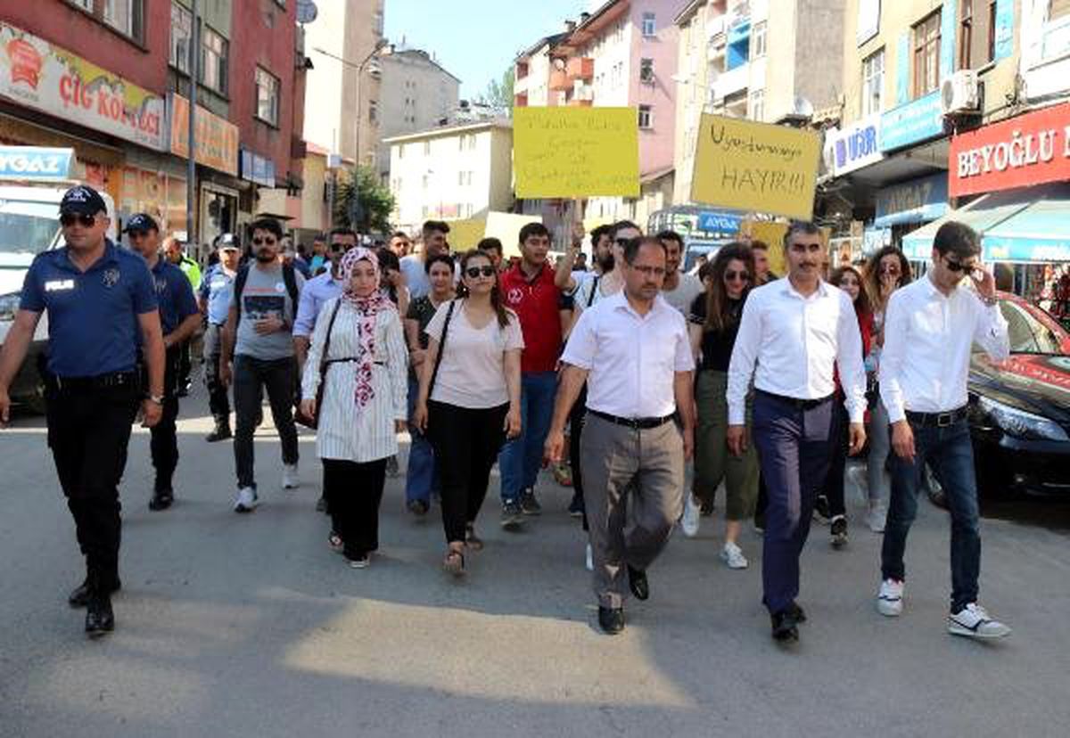 Uyuşturucu Kullanımı ve Kaçakçılığı ile Mücadele Günü yürüyüşü