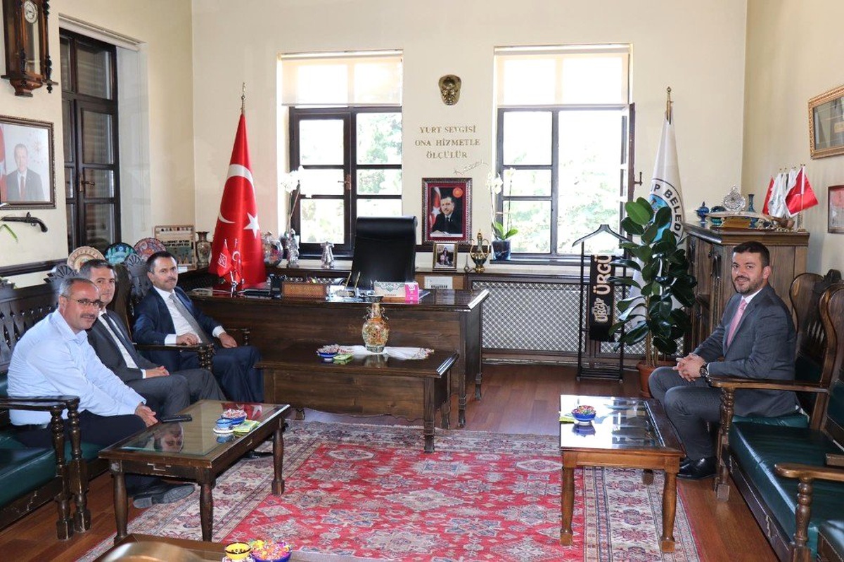 Vali Aktaş, Ürgüp Belediye Başkanı Aktürk\'ü ziyaret etti