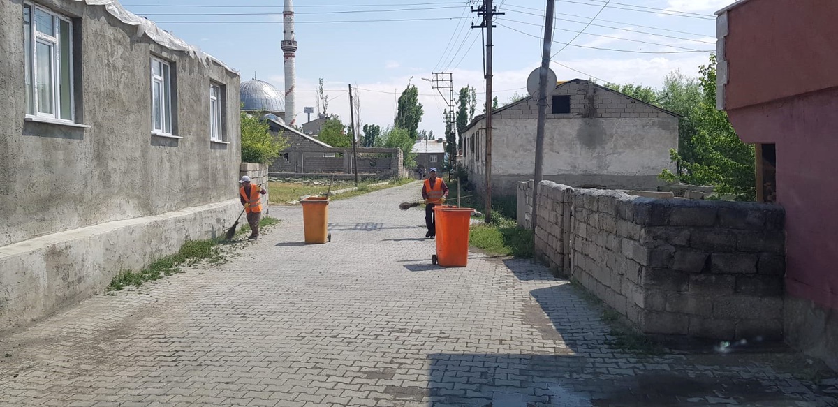 Ağrı Belediyesi\'nden çevre temizliği ve çöp uyarısı