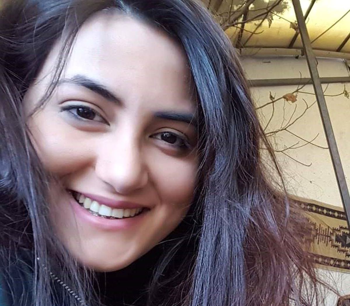 Balıkesir\'de baba dehşeti: Önce araçla çarptı sonra silahla vurdu