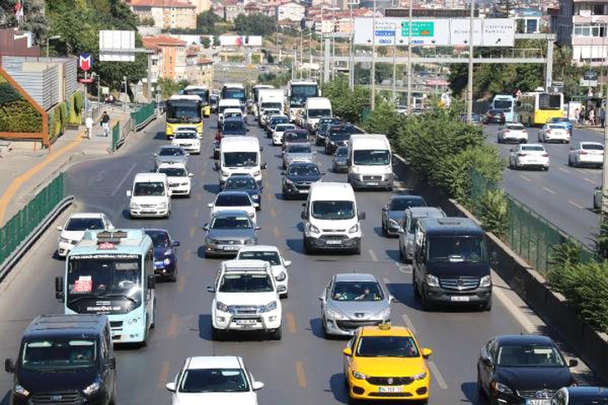 FSM\'deki bakım nedeniyle 15 temmuz Şehitler Köprüsü ve Avrasya Tüneli\'nde yoğunluk