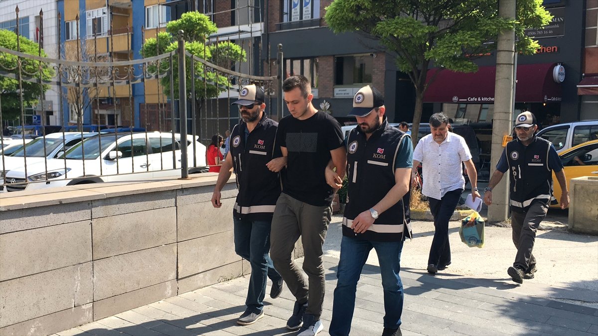 GÜNCELLEME - FETÖ şüphelisi mezuniyet töreninde yakalandı