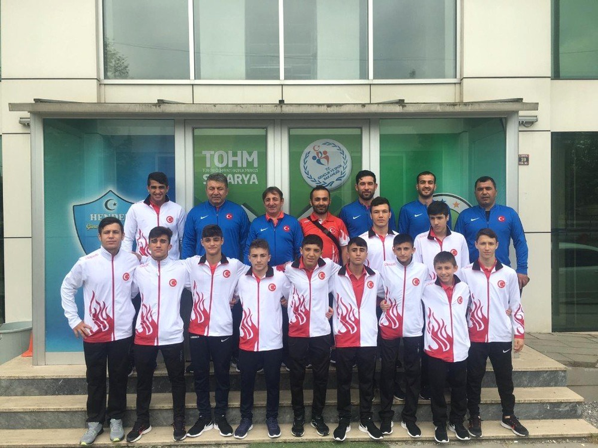 Güreş Eğitim Merkezi Sporcusu Toygun Aktop Polonya\'da mindere çıkacak